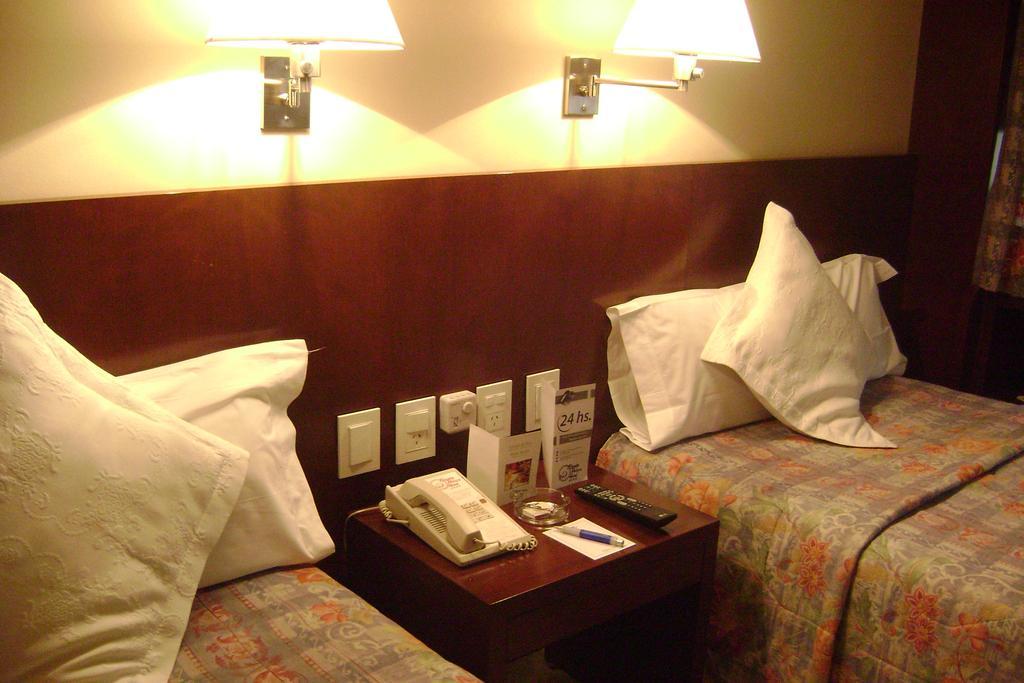 Bisonte Palace Hotel Buenos Aires Zimmer foto